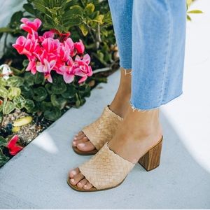 VICI rustic woven block heel sandal size 8